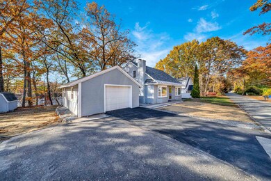 112 Riverdale Ave, Manchester, NH 03103 - photo 2