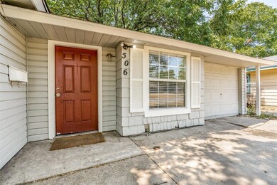 506 Cimarron Trace, Grand Prairie, TX 75051 - photo 4