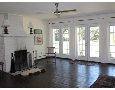 227 Roslyn Ave, Erie, PA 16505 - photo 2