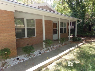 112 N Imperial Dr, Denison, TX 75020 - photo 2