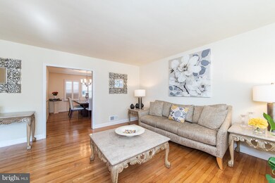 1520 Winford Rd, Baltimore, MD 21239 - photo 5