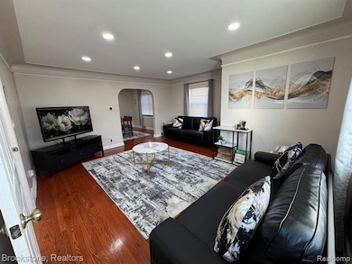 7261 Reuter St, Dearborn, MI 48126 - photo 6