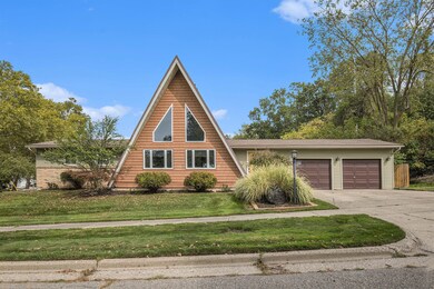 1759 Briarcliff Dr NE, Grand Rapids, MI 49505 - photo 2