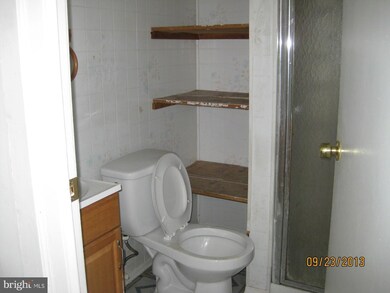 1847 W Lombard St, Baltimore, MD 21223 - photo 2