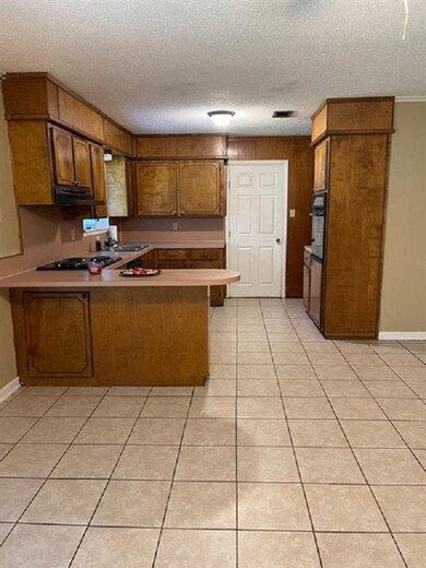 1711 Breckenridge St, Texarkana, TX 75501 - photo 4