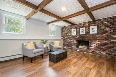 146 Guggins Ln, Boxborough, MA 01719 - photo 5