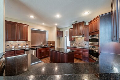 31230 Lakeview Bend Ln, Spring, TX 77386 - photo 6