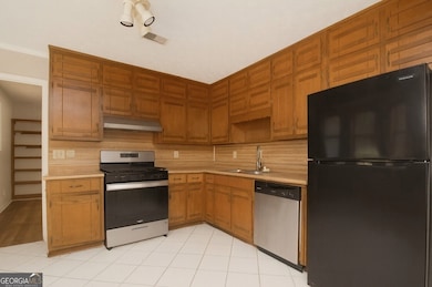 153 Springvalley Cir, Stockbridge, GA 30281 - photo 3