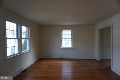 207 Belvedere Ave, Centreville, MD 21617 - photo 3