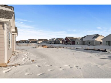 Gorgeous development near restaurants, shopping, e