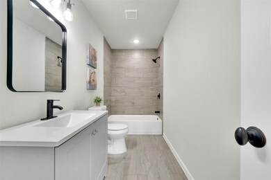 5805 Langley Rd, Houston, TX 77016 - photo 7