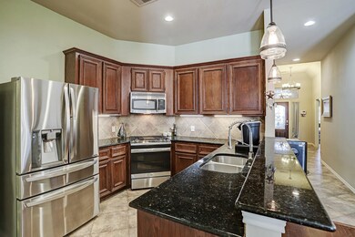 6019 Lynwood Banks Ln, Houston, TX 77092 - photo 6