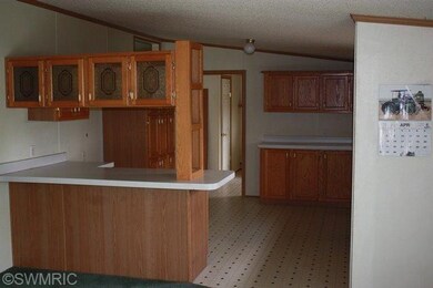 1332 135th Ave, Wayland, MI 49348 - photo 3