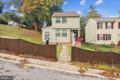 815 Kayak Ave, Capitol Heights, MD 20743 - photo 4