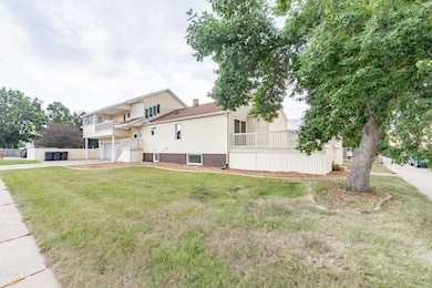 1110 W Main St, Mandan, ND 58554 - photo 2