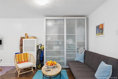 75-02 Austin St unit 2C, Forest Hills, NY 11375 - photo 2