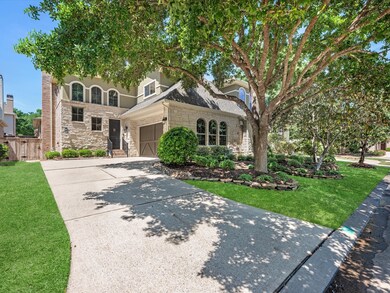 Luxurious lock & leave lifestyle, minutes from the
