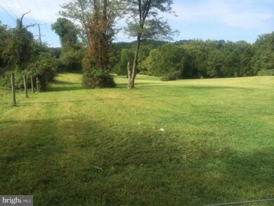 2526 Paper Mill Rd, Phoenix, MD 21131 - photo 3