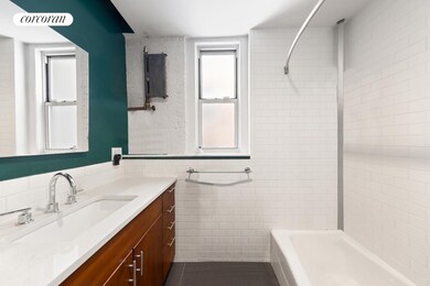 37-16 80th St unit 1, Jackson Heights, NY 11372 - photo 5