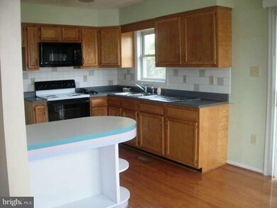 195 Wise Ave, Strasburg, VA 22657 - photo 5