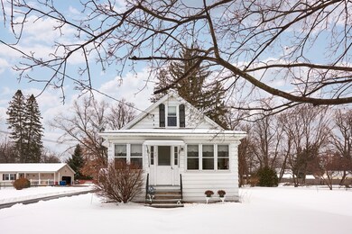 17 Kent St, West Springfield, MA 01089 - photo 4