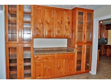 10908 Lakewood Ave, El Paso, TX 79935 - photo 5