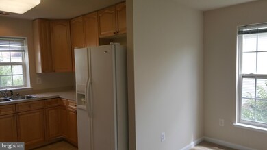 2511 Shelley Cir, Frederick, MD 21702 - photo 7