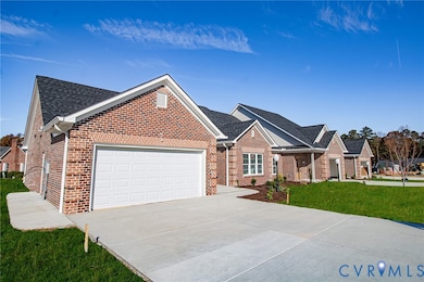 120 Cobblestone Dr, Hopewell, VA 23860 - photo 2