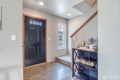 2202 Maryhill St SE, Wenatchee, WA 98802 - photo 2