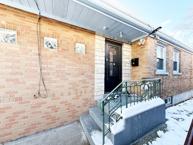 5910 N Kimball Ave, Chicago, IL 60659 - photo 5