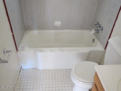 022-190545 BATH 1