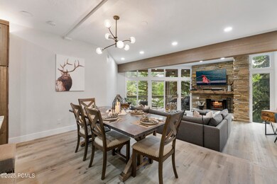 2510DeerValleyDR-E (7)