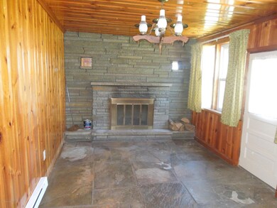 1492 Monkey Hollow Rd, Monroe Township, PA 18618 - photo 5