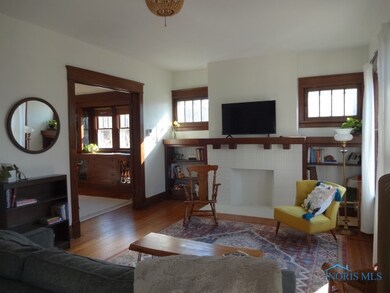 Refinished hardwood floors!