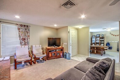 Los Arboles Place-06