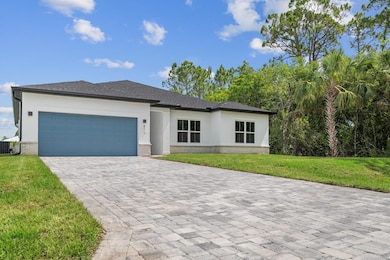 573 Joy Haven Dr, Sebastian, FL 32958 - photo 3