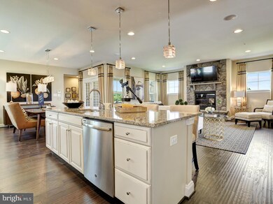 22860 Glacier Lily Dr, Clarksburg, MD 20871 - photo 7