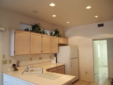 Light & bright  kitchen