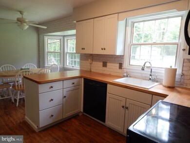 2110 Peevy Rd, East Greenville, PA 18041 - photo 7