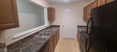 7104 Fairington Ridge Cir, Lithonia, GA 30038 - photo 6