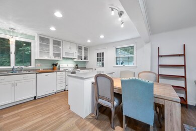 9 Woodcrest Ave, Camden, ME 04843 - photo 3