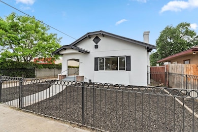 725 S 5th St, Fresno, CA 93702 - photo 3