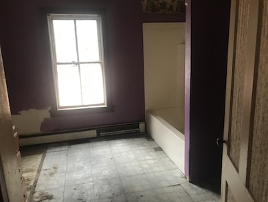 134 Quinapoxet St, Jefferson, MA 01522 - photo 7