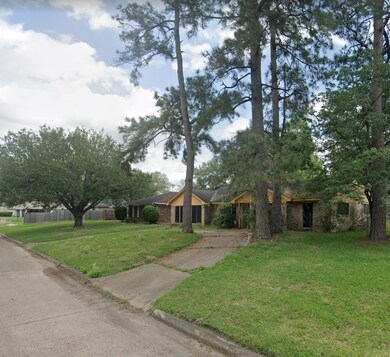 10606 Rebel Rd, Houston, TX 77016 - photo 5