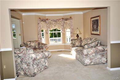 6944 Hearth Ln, Macungie, PA 18062 - photo 5