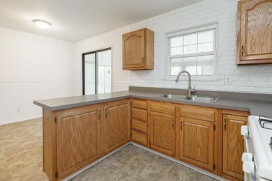 5205_Sedalia_Rd-15