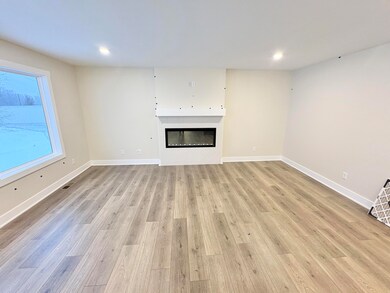 5949 Valley Point Dr SE, Caledonia, MI 49316 - photo 5