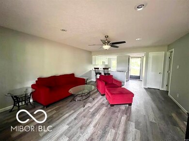 9011 S Pointe Ridge Ln, Bloomington, IN 47401 - photo 7