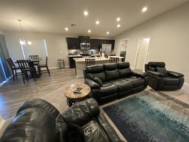 7017 Gideon Cir, Zephyrhills, FL 33541 - photo 5