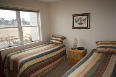 2 Pennacook Ave unit 105, Oak Bluffs, MA 02557 - photo 6